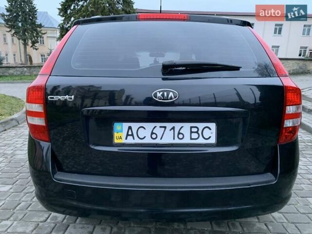 Чорний Кіа Сід, об'ємом двигуна 1.59 л та пробігом 313 тис. км за 4900 $, фото 8 на Automoto.ua