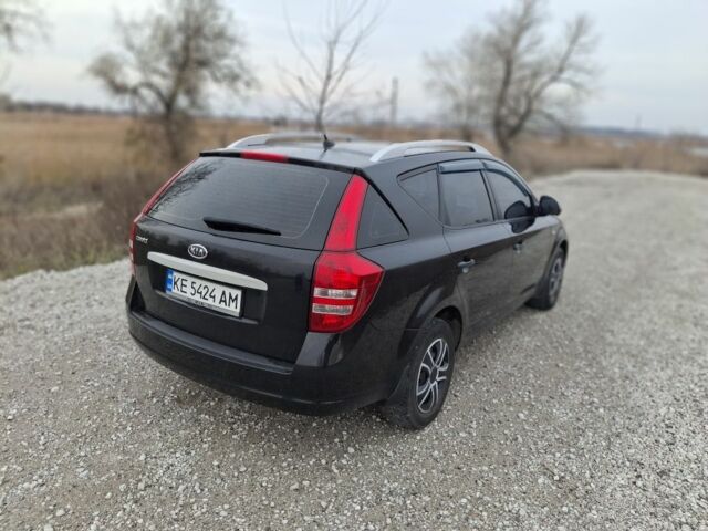 Черный Киа Сид, объемом двигателя 1.6 л и пробегом 282 тыс. км за 5300 $, фото 7 на Automoto.ua