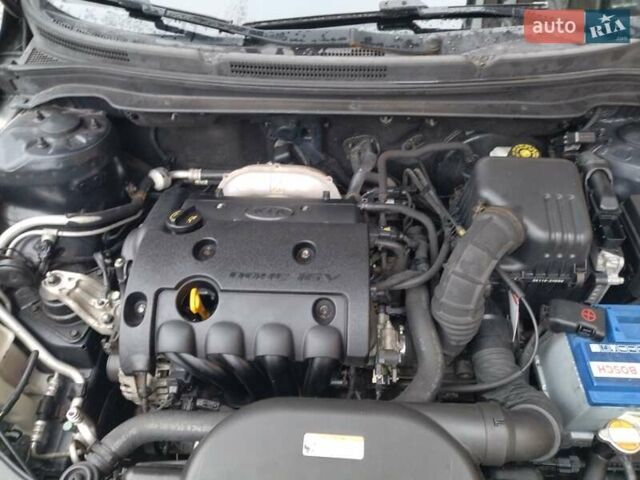 Чорний Кіа Сід, об'ємом двигуна 1.59 л та пробігом 226 тис. км за 5900 $, фото 6 на Automoto.ua