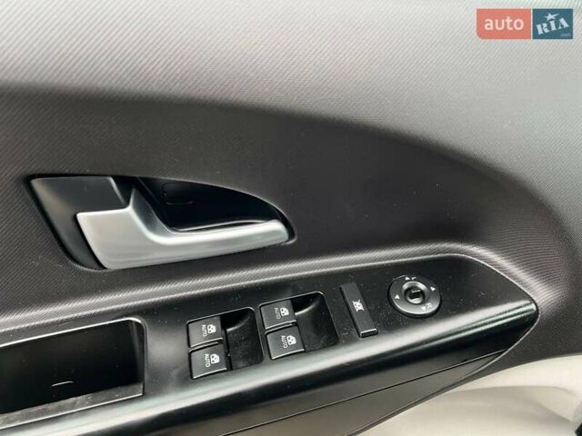 Чорний Кіа Сід, об'ємом двигуна 1.98 л та пробігом 231 тис. км за 6800 $, фото 11 на Automoto.ua