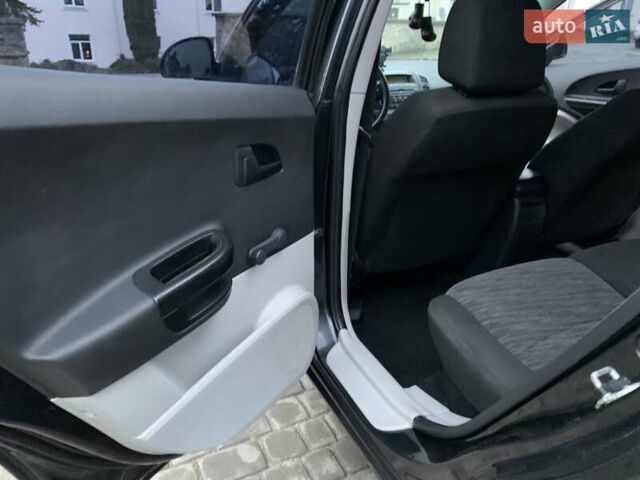 Чорний Кіа Сід, об'ємом двигуна 1.59 л та пробігом 313 тис. км за 4900 $, фото 33 на Automoto.ua