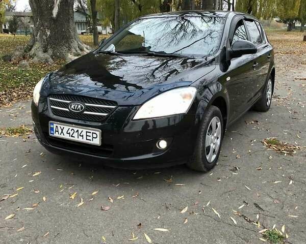 Черный Киа Сид, объемом двигателя 1.4 л и пробегом 181 тыс. км за 4450 $, фото 15 на Automoto.ua