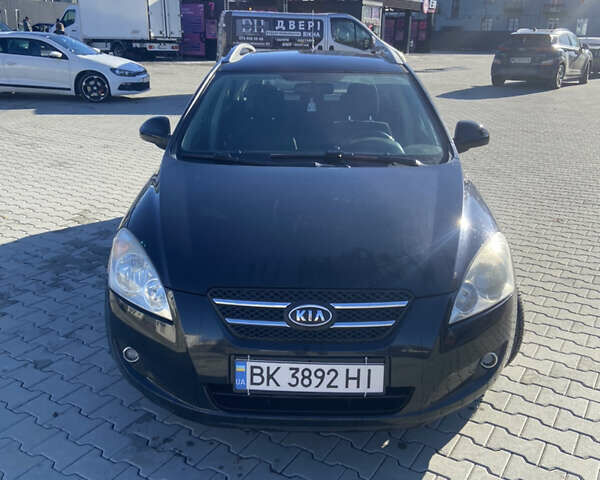 Кіа Сід 2008 у Львові на Automoto.ua Чорний Кіа Сід, об'ємом двигуна 1.4 л та пробігом 228 тис. км за 4800 $, фото 1 на Automoto.ua