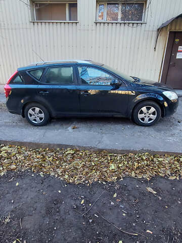 Черный Киа Сид, объемом двигателя 1.6 л и пробегом 229 тыс. км за 4700 $, фото 5 на Automoto.ua
