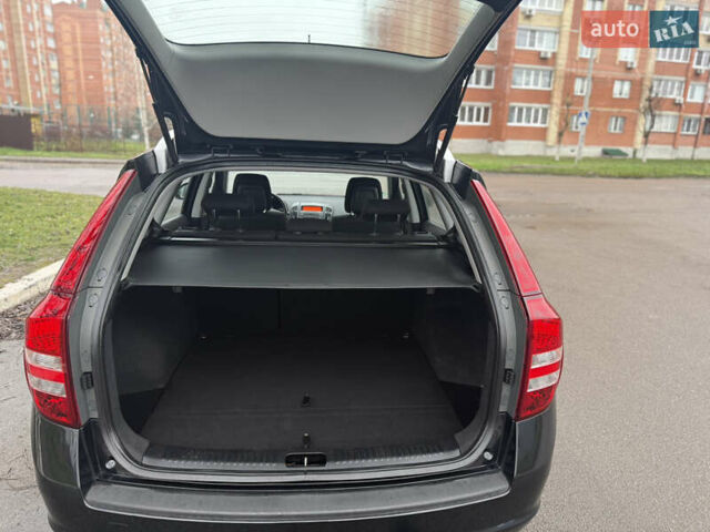 Черный Киа Сид, объемом двигателя 1.4 л и пробегом 204 тыс. км за 6350 $, фото 40 на Automoto.ua