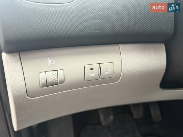 Черный Киа Сид, объемом двигателя 1.4 л и пробегом 204 тыс. км за 6350 $, фото 22 на Automoto.ua