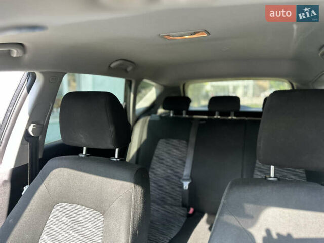 Чорний Кіа Сід, об'ємом двигуна 1.6 л та пробігом 296 тис. км за 4999 $, фото 9 на Automoto.ua