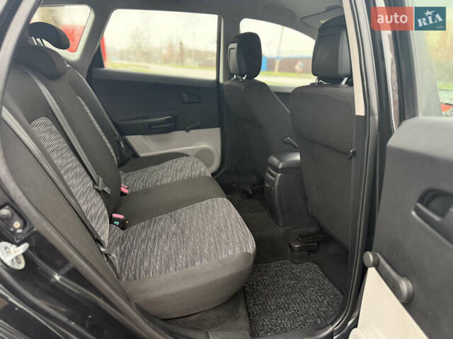 Черный Киа Сид, объемом двигателя 1.4 л и пробегом 204 тыс. км за 6350 $, фото 39 на Automoto.ua