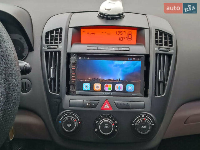 Черный Киа Сид, объемом двигателя 1.6 л и пробегом 261 тыс. км за 6990 $, фото 13 на Automoto.ua