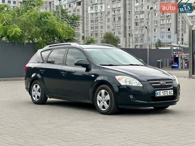 Черный Киа Сид, объемом двигателя 1.58 л и пробегом 197 тыс. км за 5999 $, фото 2 на Automoto.ua