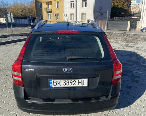 Кіа Сід 2008 у Львові на Automoto.ua Чорний Кіа Сід, об'ємом двигуна 1.4 л та пробігом 228 тис. км за 4800 $, фото 5 на Automoto.ua