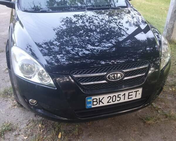 Чорний Кіа Сід, об'ємом двигуна 1.6 л та пробігом 287 тис. км за 5600 $, фото 4 на Automoto.ua