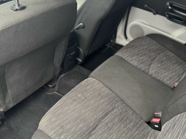 Черный Киа Сид, объемом двигателя 1.4 л и пробегом 290 тыс. км за 4500 $, фото 13 на Automoto.ua