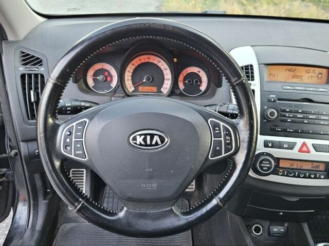 Чорний Кіа Сід, об'ємом двигуна 2 л та пробігом 240 тис. км за 2600 $, фото 15 на Automoto.ua