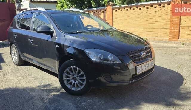 Черный Киа Сид, объемом двигателя 1.6 л и пробегом 199 тыс. км за 5500 $, фото 30 на Automoto.ua