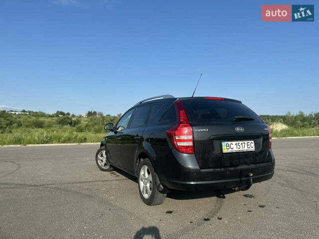 Чорний Кіа Сід, об'ємом двигуна 1.6 л та пробігом 296 тис. км за 4999 $, фото 1 на Automoto.ua
