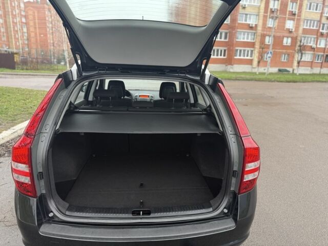 Чорний Кіа Сід, об'ємом двигуна 1.4 л та пробігом 204 тис. км за 6350 $, фото 17 на Automoto.ua