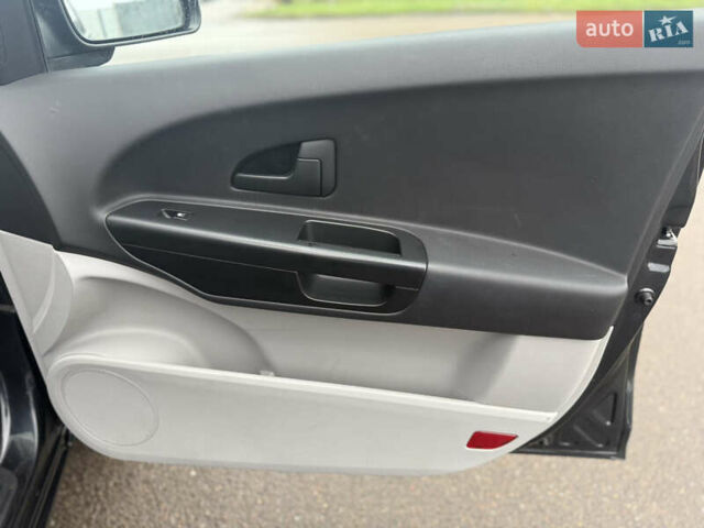 Черный Киа Сид, объемом двигателя 1.4 л и пробегом 204 тыс. км за 6350 $, фото 37 на Automoto.ua