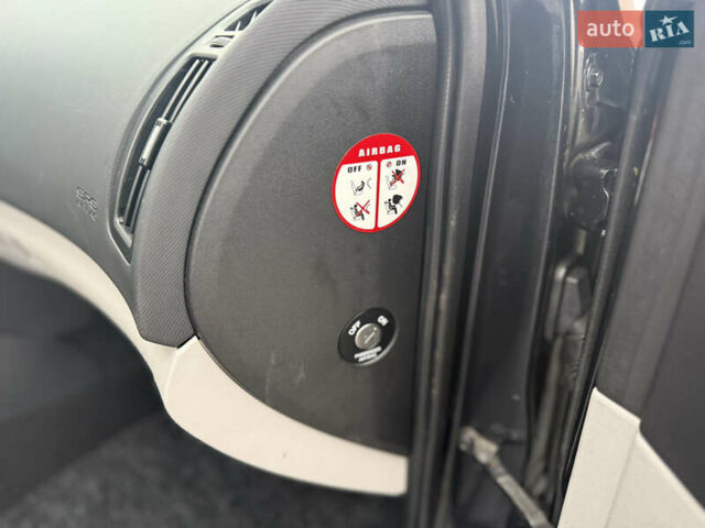 Черный Киа Сид, объемом двигателя 1.4 л и пробегом 204 тыс. км за 6350 $, фото 36 на Automoto.ua