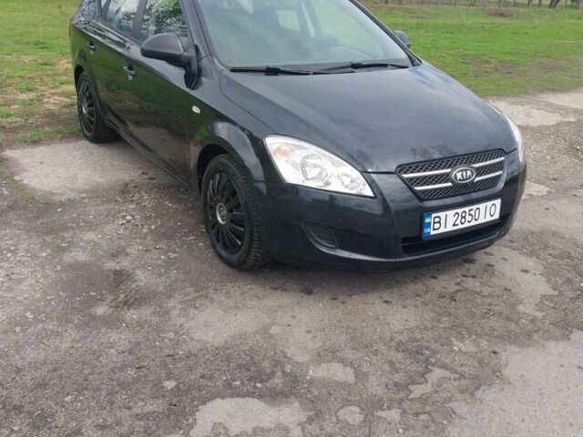 Черный Киа Сид, объемом двигателя 0 л и пробегом 225 тыс. км за 5950 $, фото 2 на Automoto.ua