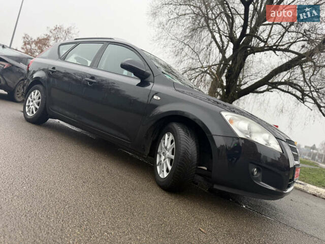 Черный Киа Сид, объемом двигателя 1.4 л и пробегом 204 тыс. км за 6350 $, фото 15 на Automoto.ua