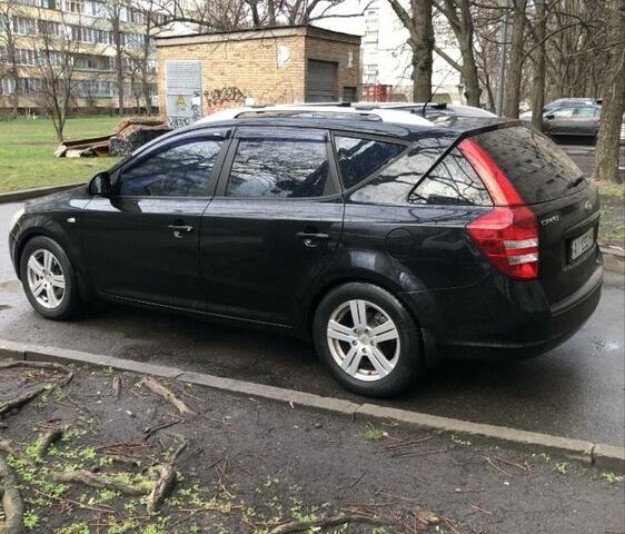 Чорний Кіа Сід, об'ємом двигуна 1.6 л та пробігом 441 тис. км за 5100 $, фото 7 на Automoto.ua