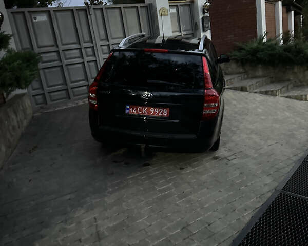 Черный Киа Сид, объемом двигателя 1.4 л и пробегом 182 тыс. км за 6200 $, фото 16 на Automoto.ua