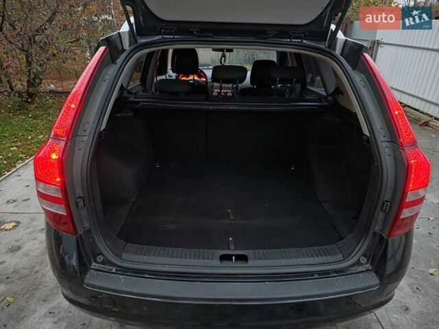 Кіа Сід 2008 у Бердичеве на Automoto.ua Чорний Кіа Сід, об'ємом двигуна 1.4 л та пробігом 167 тис. км за 4450 $, фото 12 на Automoto.ua