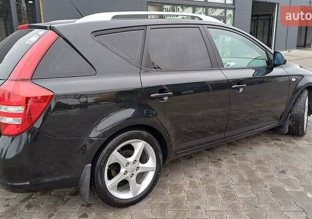 Черный Киа Сид, объемом двигателя 2 л и пробегом 195 тыс. км за 6499 $, фото 6 на Automoto.ua