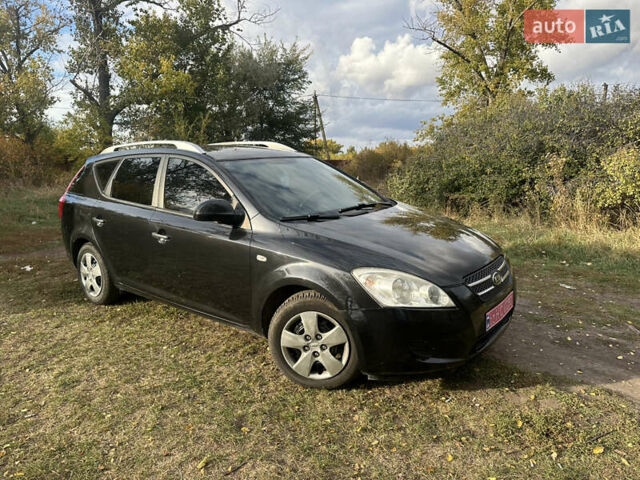 Кіа Сід 2008 у Новониколаевке на Automoto.ua Чорний Кіа Сід, об'ємом двигуна 1.6 л та пробігом 214 тис. км за 5400 $, фото 2 на Automoto.ua