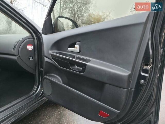 Чорний Кіа Сід, об'ємом двигуна 1.6 л та пробігом 216 тис. км за 6500 $, фото 26 на Automoto.ua