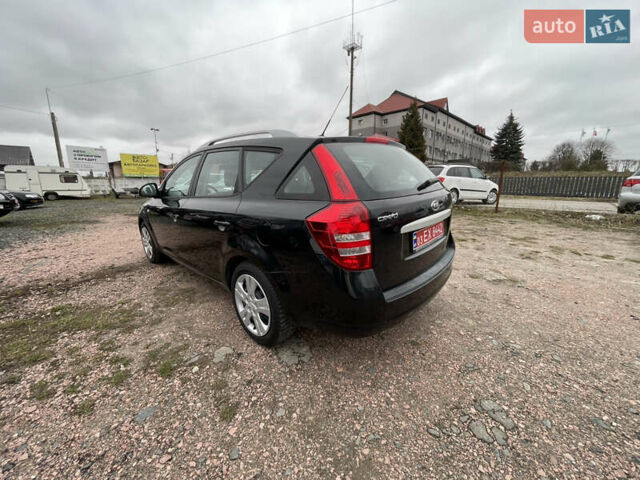 Черный Киа Сид, объемом двигателя 1.4 л и пробегом 256 тыс. км за 5200 $, фото 6 на Automoto.ua