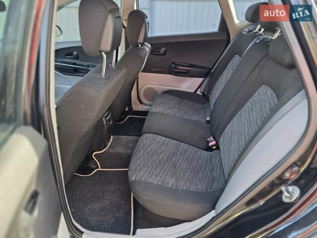 Кіа Сід 2008 у Бердичеве на Automoto.ua Чорний Кіа Сід, об'ємом двигуна 1.4 л та пробігом 167 тис. км за 4450 $, фото 23 на Automoto.ua