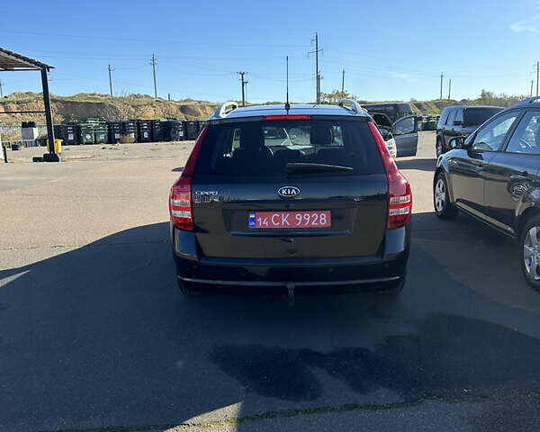 Черный Киа Сид, объемом двигателя 1.4 л и пробегом 182 тыс. км за 6200 $, фото 2 на Automoto.ua