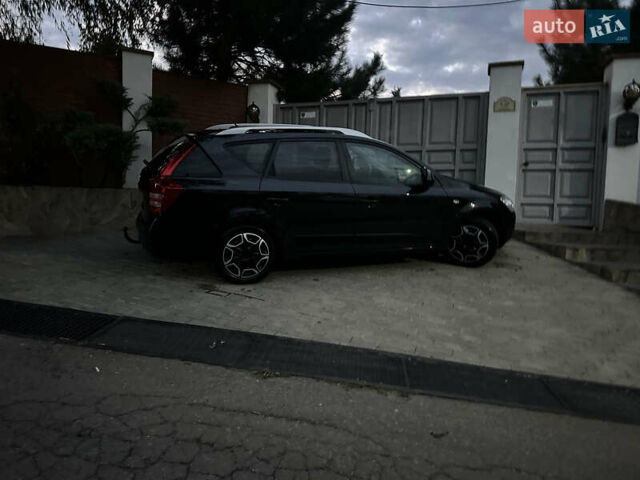 Черный Киа Сид, объемом двигателя 1.4 л и пробегом 182 тыс. км за 6200 $, фото 20 на Automoto.ua