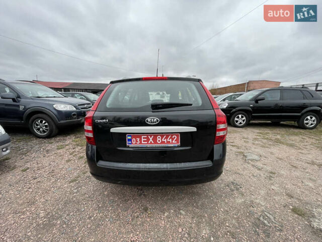 Черный Киа Сид, объемом двигателя 1.4 л и пробегом 256 тыс. км за 5200 $, фото 5 на Automoto.ua