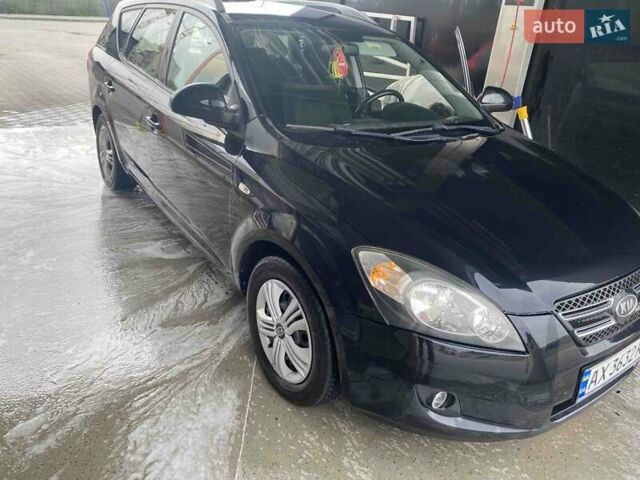 Черный Киа Сид, объемом двигателя 1.6 л и пробегом 235 тыс. км за 5300 $, фото 11 на Automoto.ua