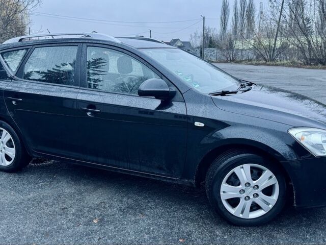 Черный Киа Сид, объемом двигателя 1.4 л и пробегом 237 тыс. км за 5500 $, фото 1 на Automoto.ua