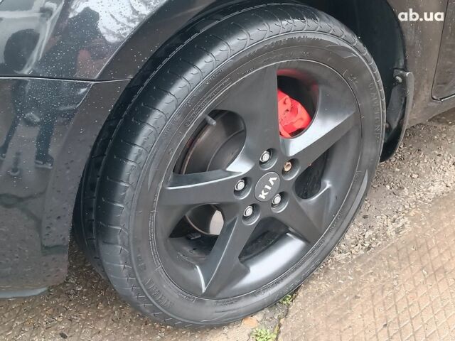 Чорний Кіа Сід, об'ємом двигуна 1.6 л та пробігом 261 тис. км за 6990 $, фото 2 на Automoto.ua
