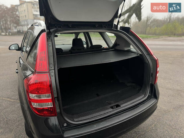 Черный Киа Сид, объемом двигателя 1.6 л и пробегом 231 тыс. км за 5500 $, фото 10 на Automoto.ua