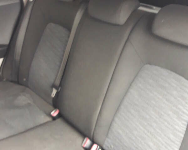 Чорний Кіа Сід, об'ємом двигуна 2 л та пробігом 405 тис. км за 5500 $, фото 3 на Automoto.ua