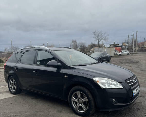 Черный Киа Сид, объемом двигателя 1.4 л и пробегом 290 тыс. км за 4500 $, фото 7 на Automoto.ua