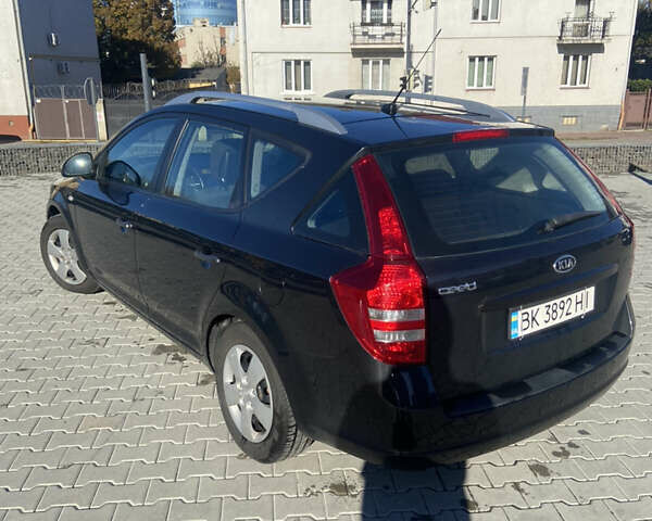 Кіа Сід 2008 у Львові на Automoto.ua Чорний Кіа Сід, об'ємом двигуна 1.4 л та пробігом 228 тис. км за 4800 $, фото 6 на Automoto.ua