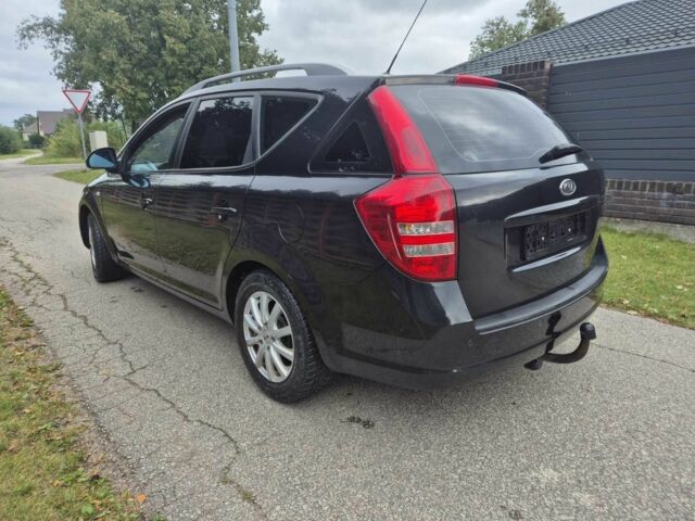 Чорний Кіа Сід, об'ємом двигуна 1.6 л та пробігом 230 тис. км за 3100 $, фото 2 на Automoto.ua