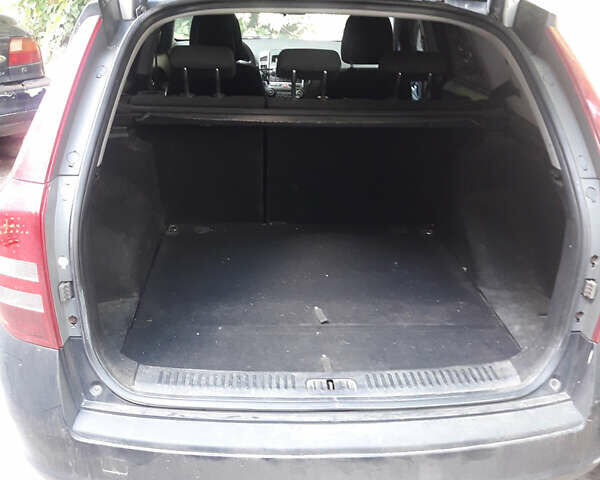 Чорний Кіа Сід, об'ємом двигуна 2 л та пробігом 405 тис. км за 5500 $, фото 4 на Automoto.ua