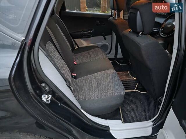 Кіа Сід 2008 у Бердичеве на Automoto.ua Чорний Кіа Сід, об'ємом двигуна 1.4 л та пробігом 167 тис. км за 4450 $, фото 17 на Automoto.ua