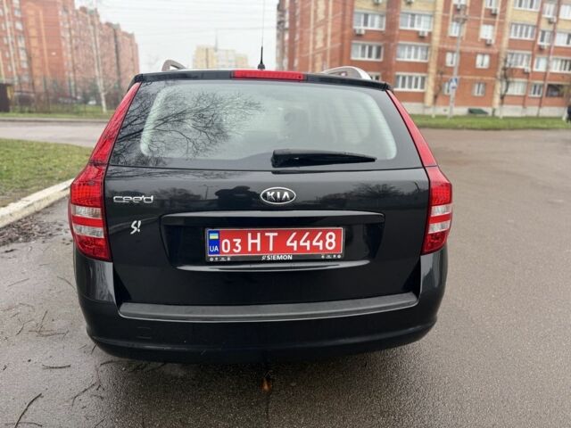 Чорний Кіа Сід, об'ємом двигуна 1.4 л та пробігом 204 тис. км за 6350 $, фото 5 на Automoto.ua