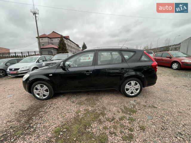 Черный Киа Сид, объемом двигателя 1.4 л и пробегом 256 тыс. км за 5200 $, фото 7 на Automoto.ua