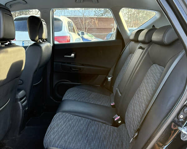 Чорний Кіа Сід, об'ємом двигуна 1.6 л та пробігом 220 тис. км за 6500 $, фото 26 на Automoto.ua