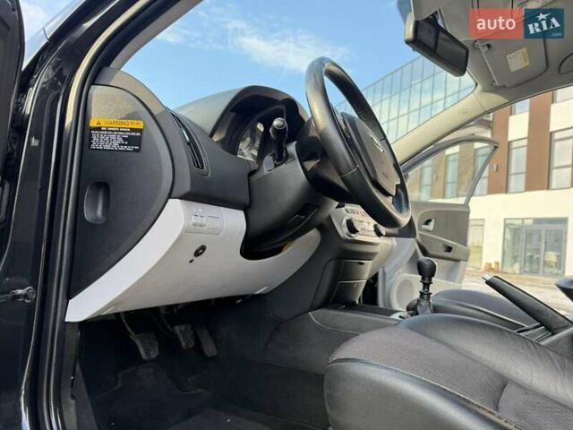 Чорний Кіа Сід, об'ємом двигуна 1.4 л та пробігом 212 тис. км за 4800 $, фото 28 на Automoto.ua